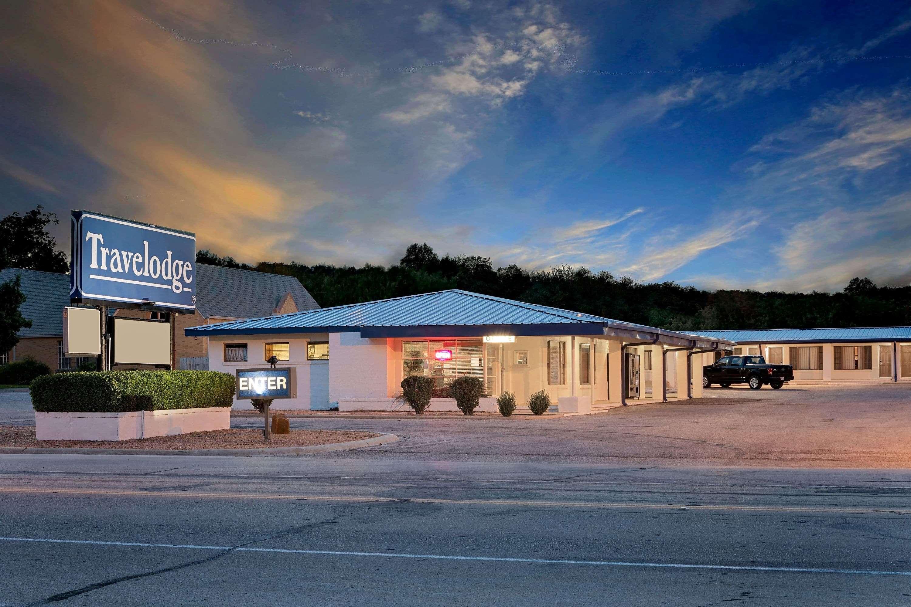 Travelodge By Wyndham Ozona Extérieur photo